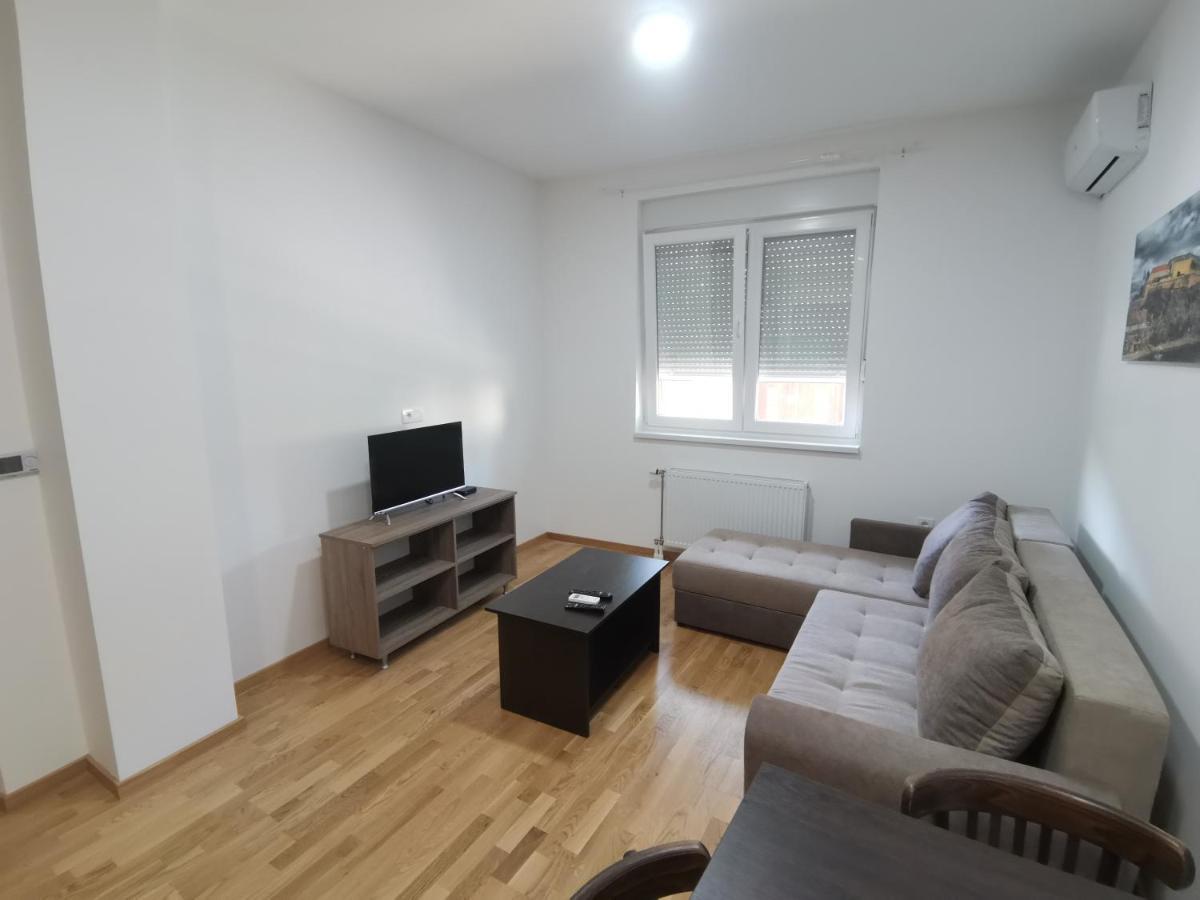 Magi Apartments Novi Sad Esterno foto